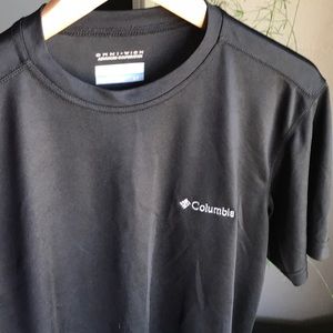 Columbia Men’s Short-Sleeve Athletic Tee Shirt